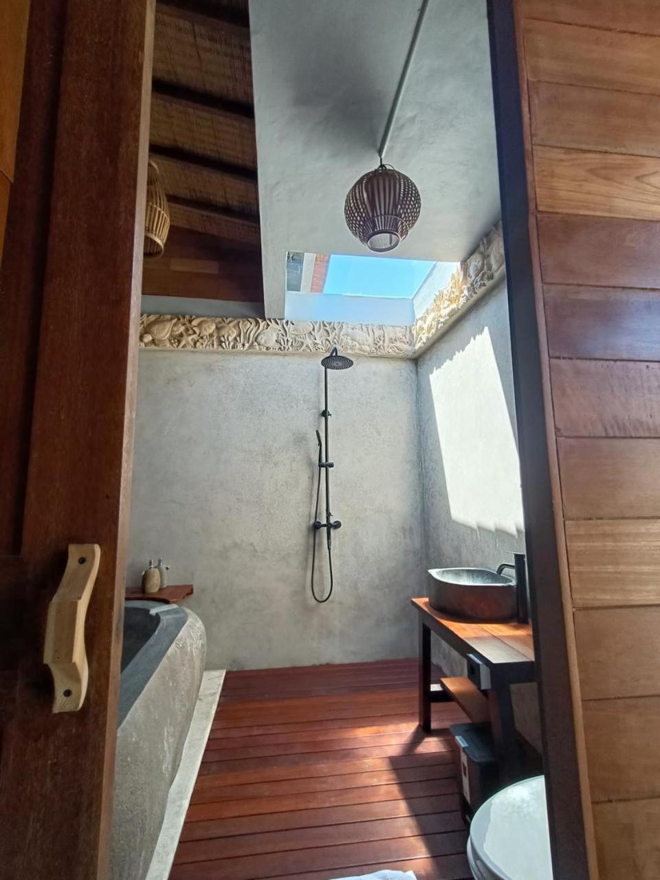 Putra'Lebah Amed Guest House Exterior foto