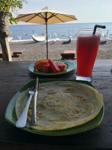 Putra'Lebah Amed Guest House Exterior foto